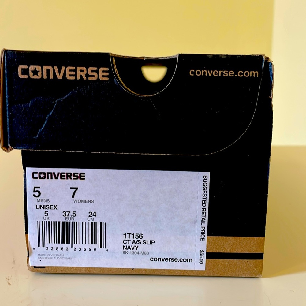 Converse NEW with BOX